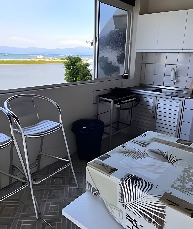 Linda vista praia/ churrasqueira