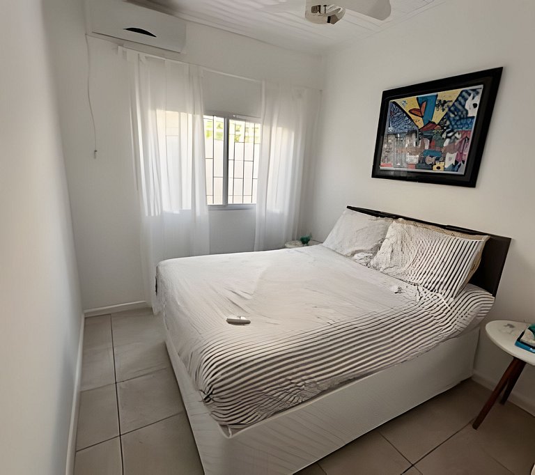 Casa em Jurerê com quintal, churrasqueira e estacionamento –