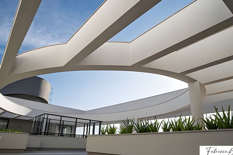 Loft próximo shopping Floripa