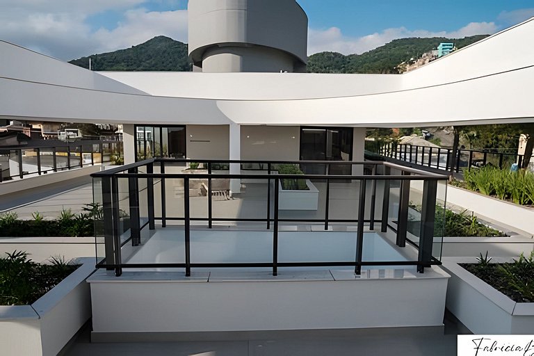 Loft próximo shopping Floripa