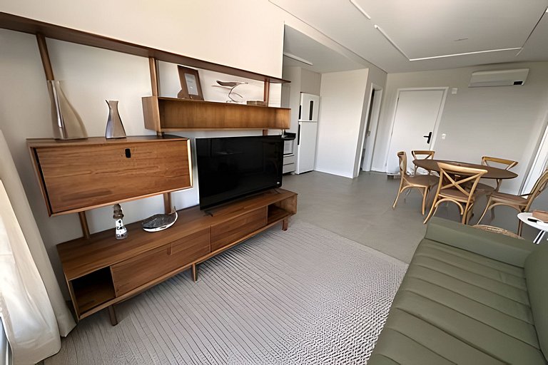 NOVO moderno e com piscina