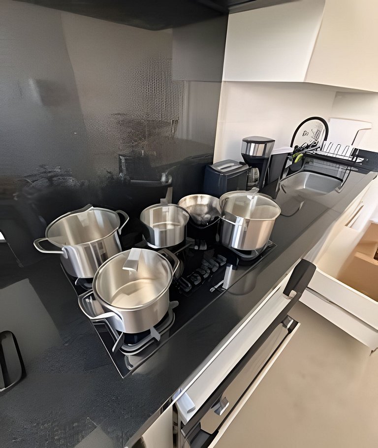 NOVO moderno e com piscina