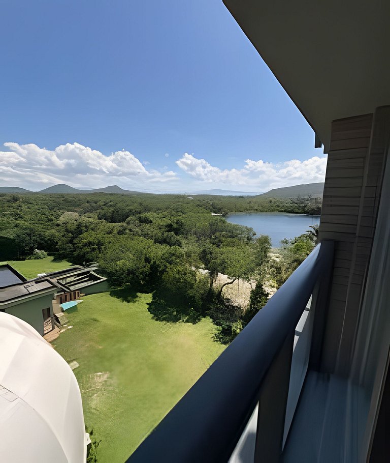 NOVO moderno e com piscina