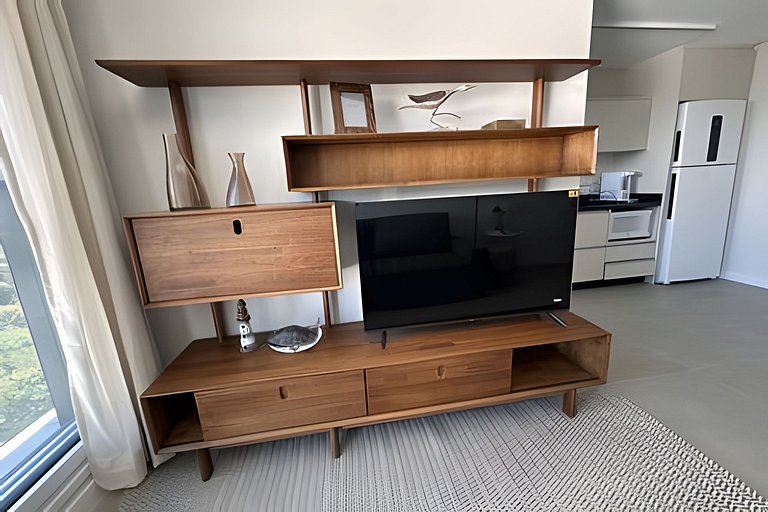 NOVO moderno e com piscina