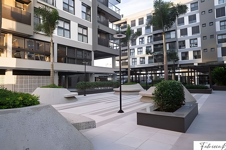 NOVO moderno e com piscina