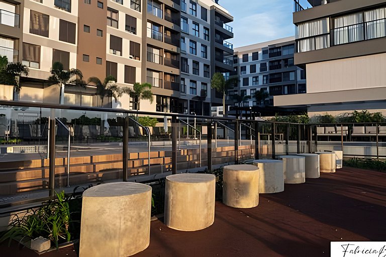 NOVO moderno e com piscina