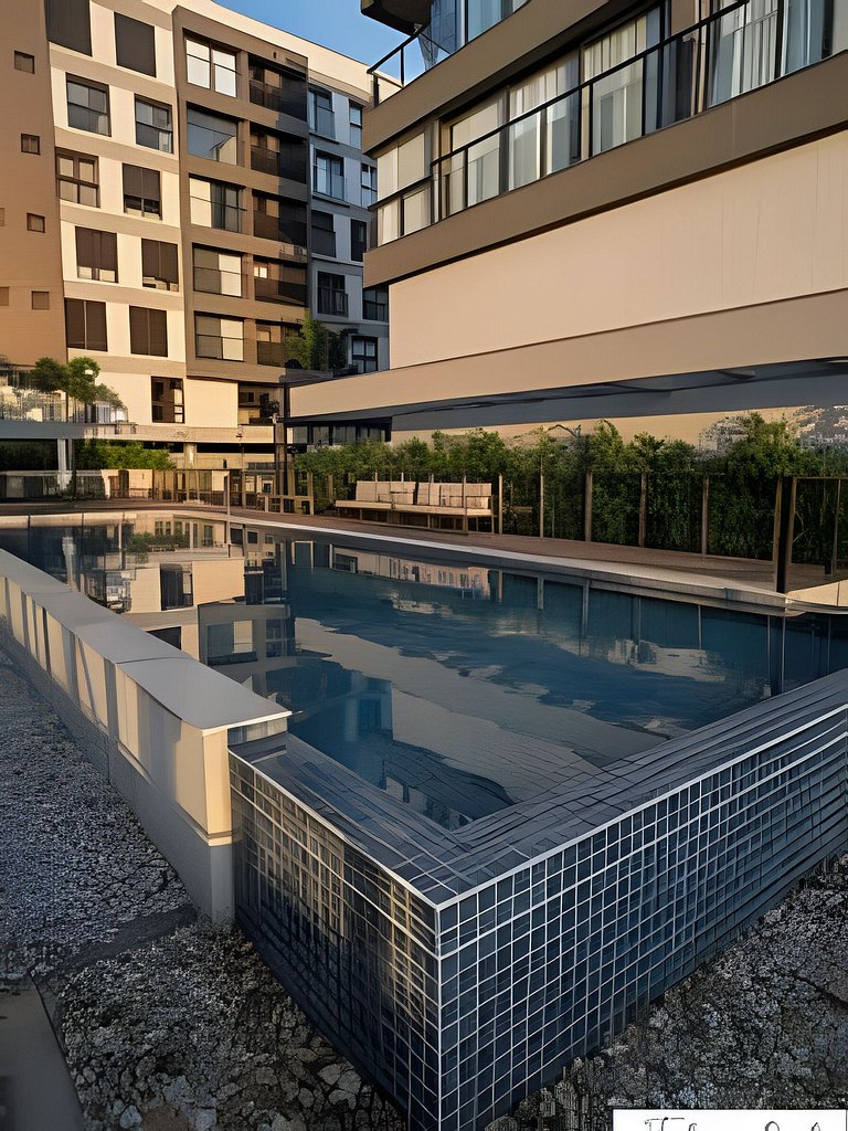 NOVO moderno e com piscina