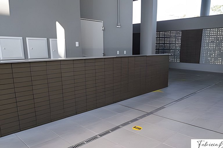 NOVO moderno e com piscina