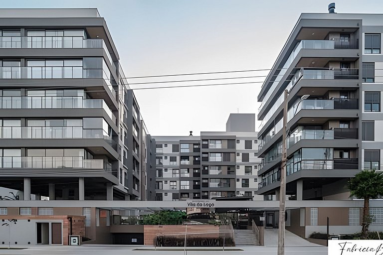 NOVO moderno e com piscina