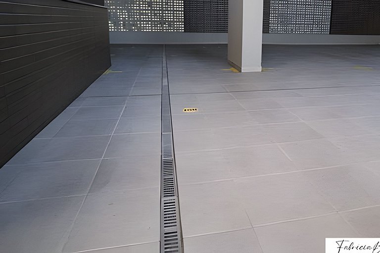 NOVO moderno e com piscina