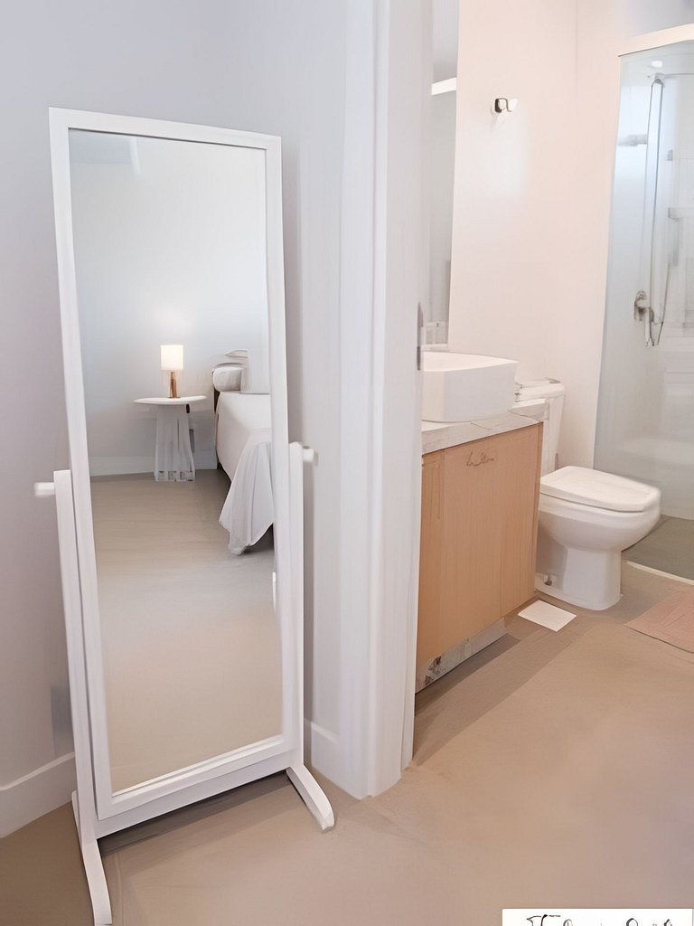 NOVO moderno e com piscina