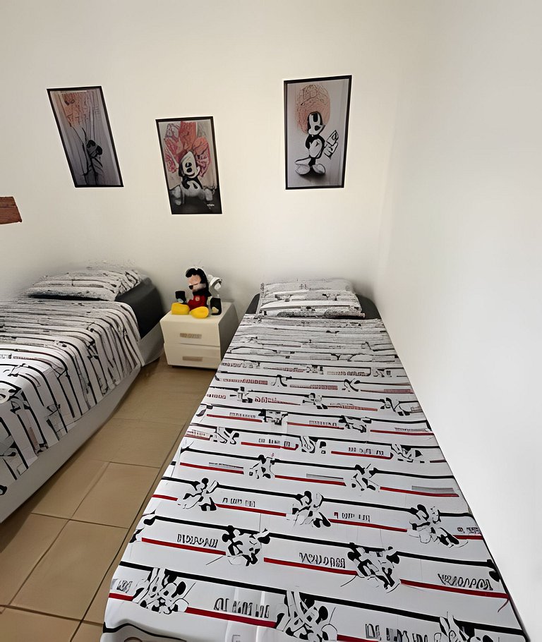 Casa Jurerê • 300m Praia • Churrasqueira