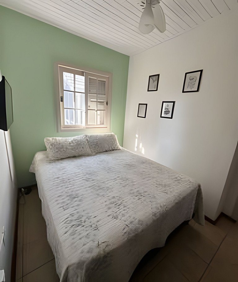 Casa Jurerê • 300m Praia • Churrasqueira