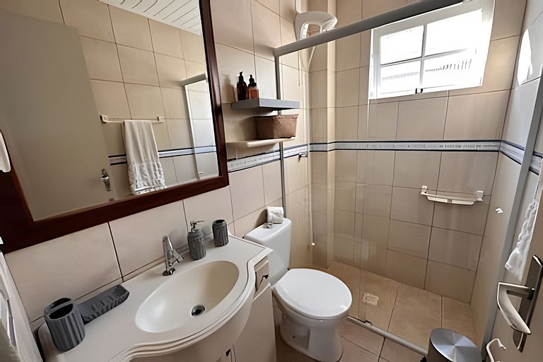 Casa Jurerê • 300m Praia • Churrasqueira