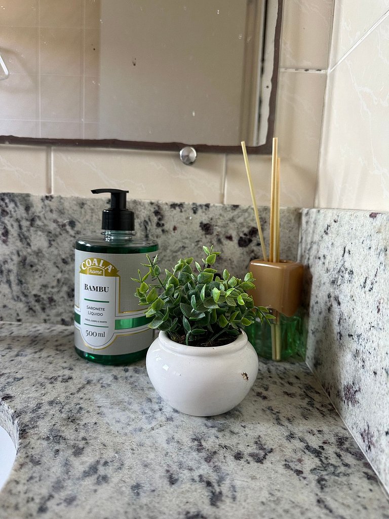 Canasvieiras *Perto mar * Churrasqueira *Garagem