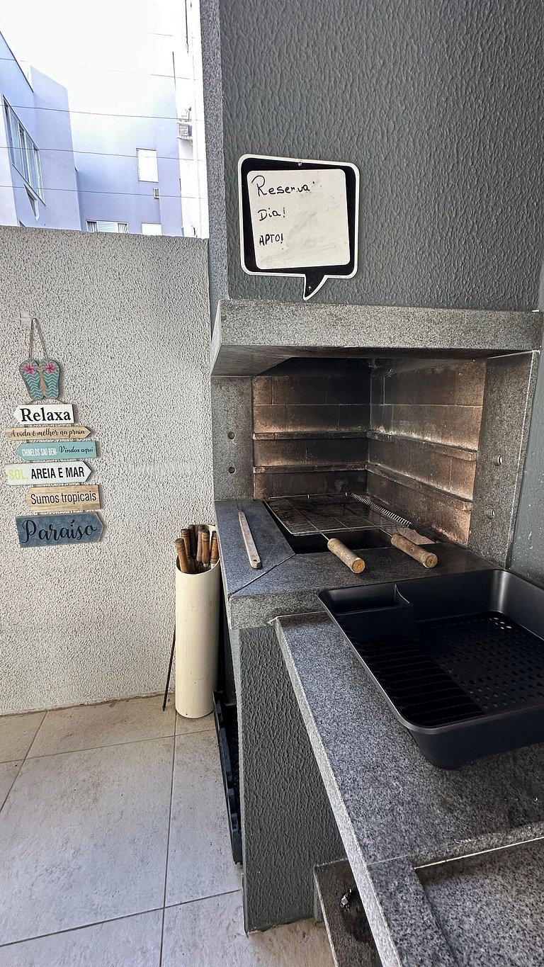 Canasvieiras *Perto mar * Churrasqueira *Garagem