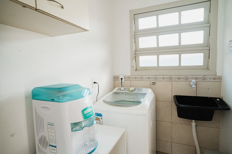 Casa Jurerê • 300m Praia • Churrasqueira