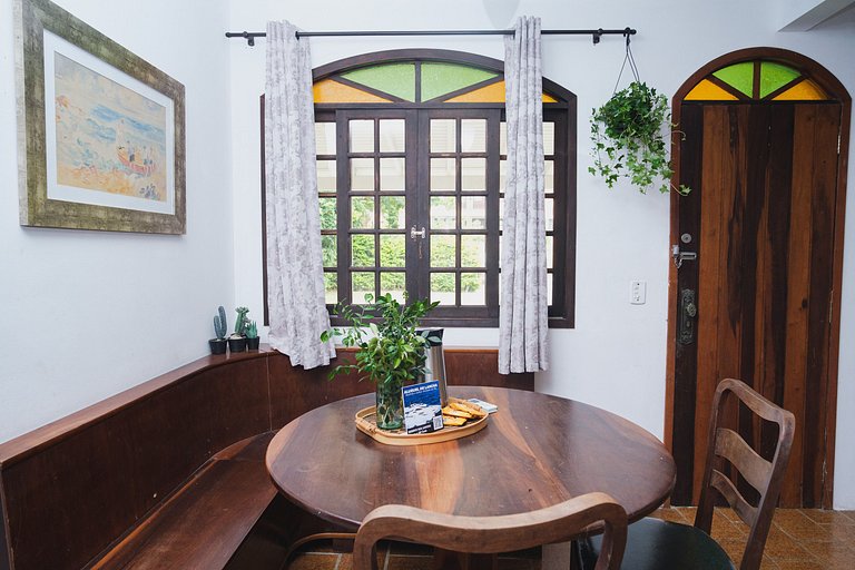 Lançamento casa Jurerê / churrasqueira / quintal