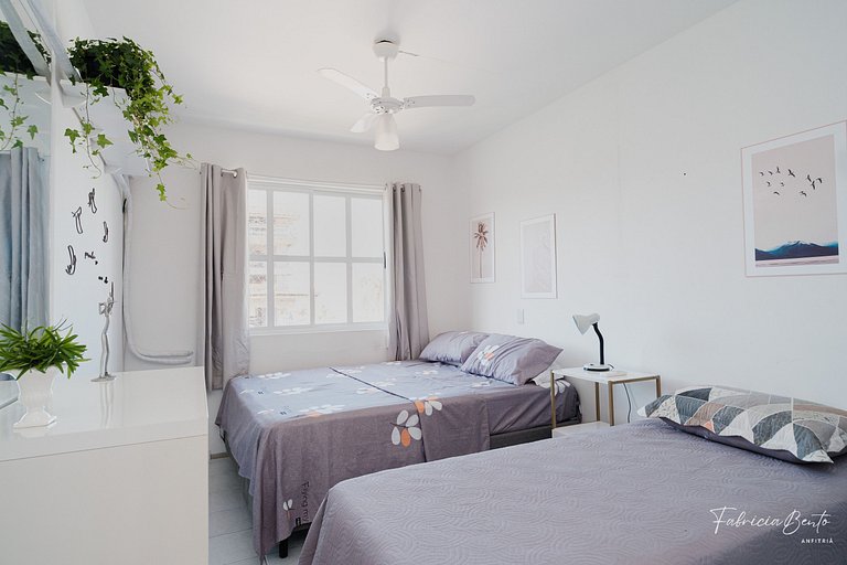 Ape 4 pessoas garagem / churrasqueira em jurerê