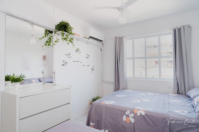 Ape 4 pessoas garagem / churrasqueira em jurerê