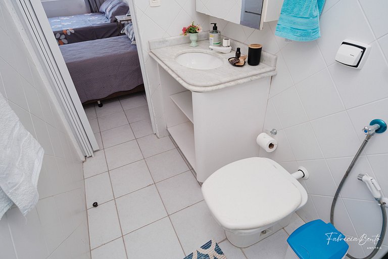 Ape 4 pessoas garagem / churrasqueira em jurerê