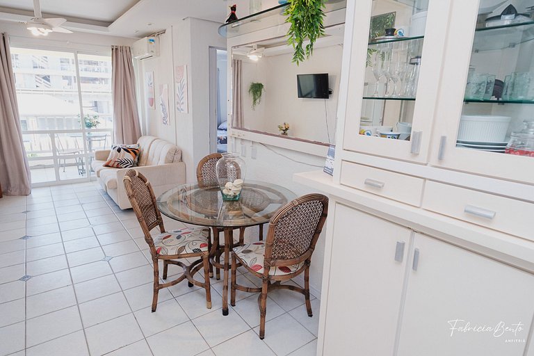 Ape 4 pessoas garagem / churrasqueira em jurerê