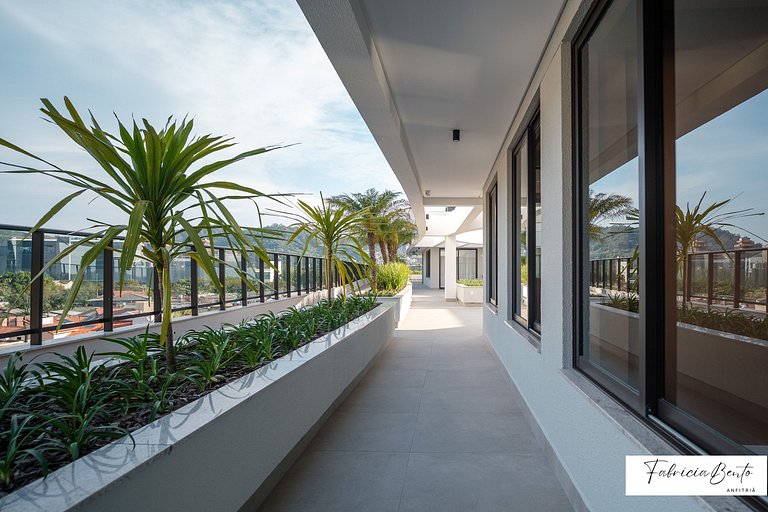 Loft próximo shopping Floripa