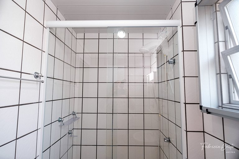 Jurere/ 2 dorm/ 4 pessoas/ próximo mar