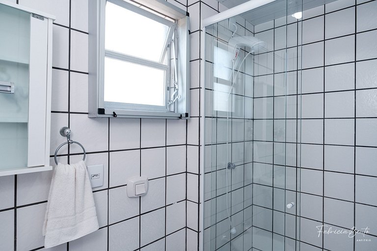 Apartamento em Jurerê • 2 dormitórios • Máquina de lavar • 3