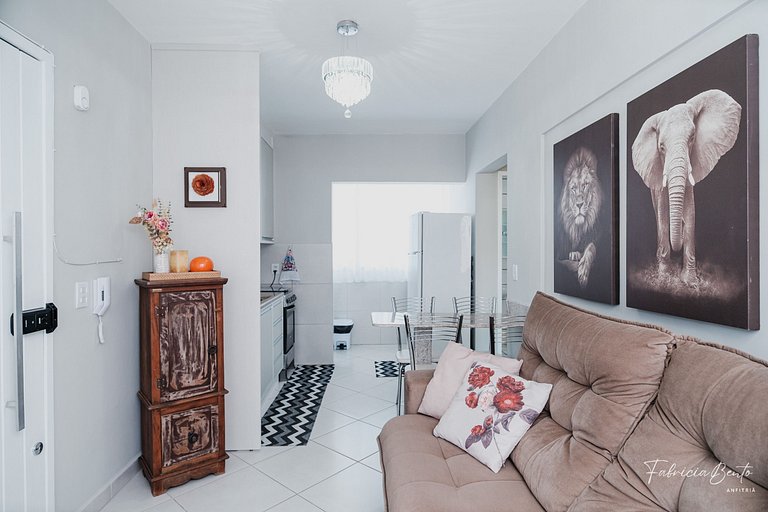 Apartamento em Jurerê • 2 dormitórios • Máquina de lavar • 3