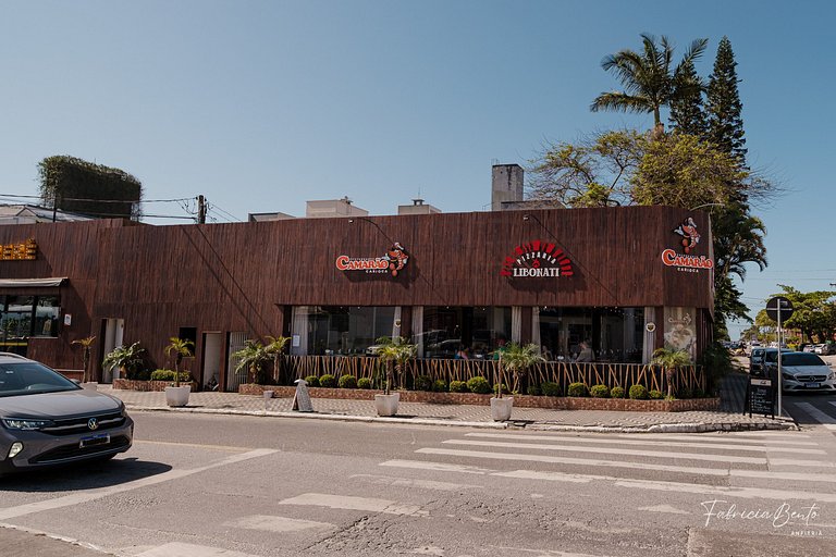 Ape 4 pessoas garagem / churrasqueira em jurerê