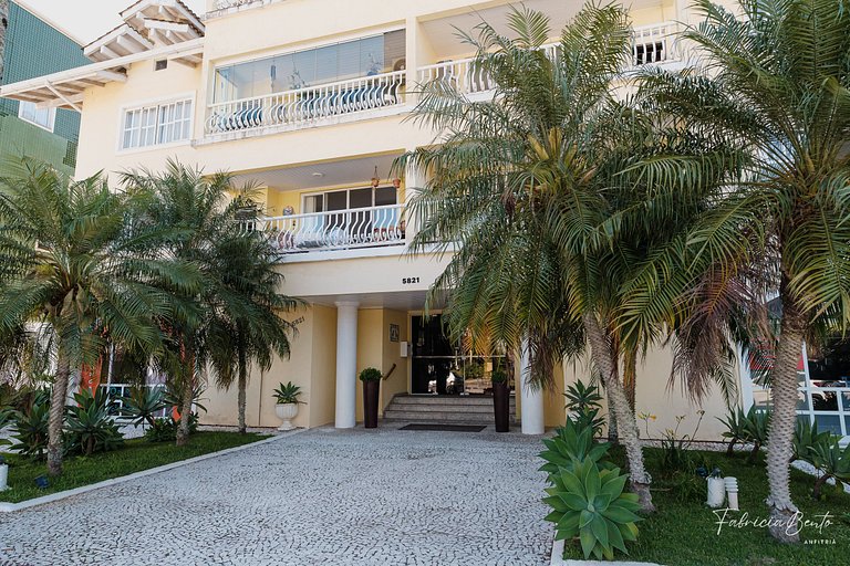 Ape 4 pessoas garagem / churrasqueira em jurerê