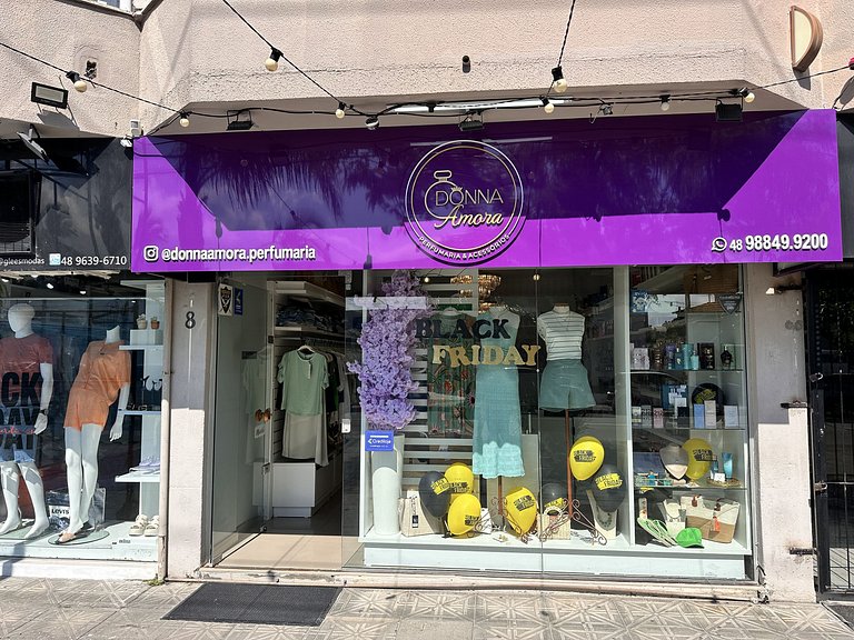 Condomínio próximo mar, balcón e Parrilla