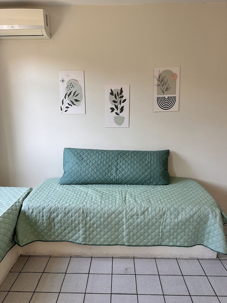 Canasvieiras *Perto mar * Churrasqueira *Garagem