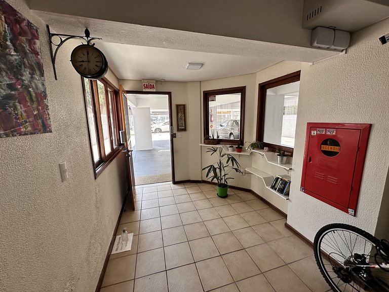 Canasvieiras *Perto mar * Churrasqueira *Garagem