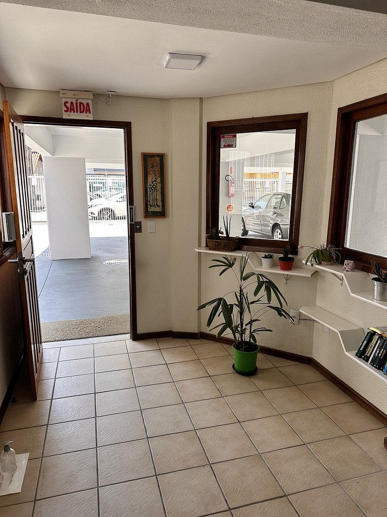 Canasvieiras *Perto mar * Churrasqueira *Garagem