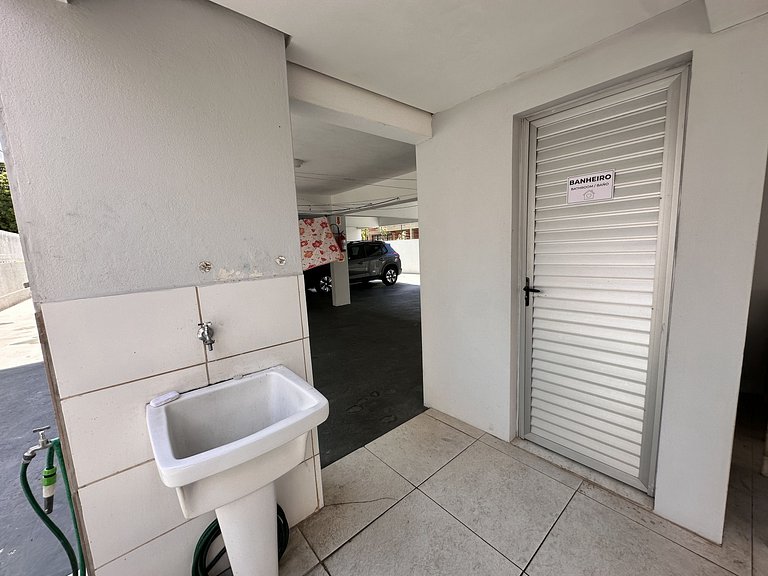 104 Condomínio próximo mar, balcón e Parrilla