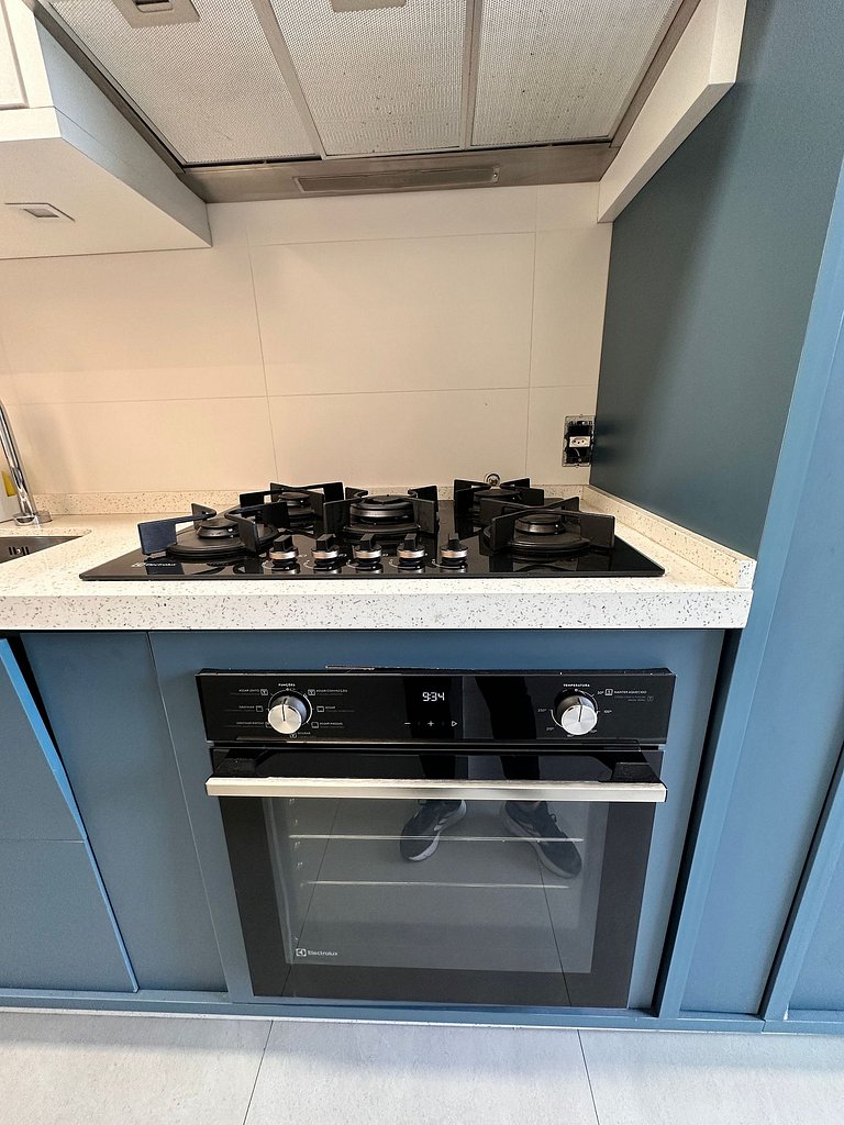 Piscina com vista incrível/ Churrasqueira/ Garagem