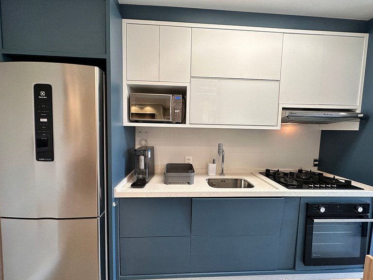 Piscina com vista incrível/ Churrasqueira/ Garagem