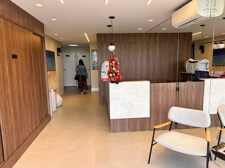 Piscina com vista incrível/ Churrasqueira/ Garagem